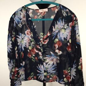 💐🌷 Gently used Blouse